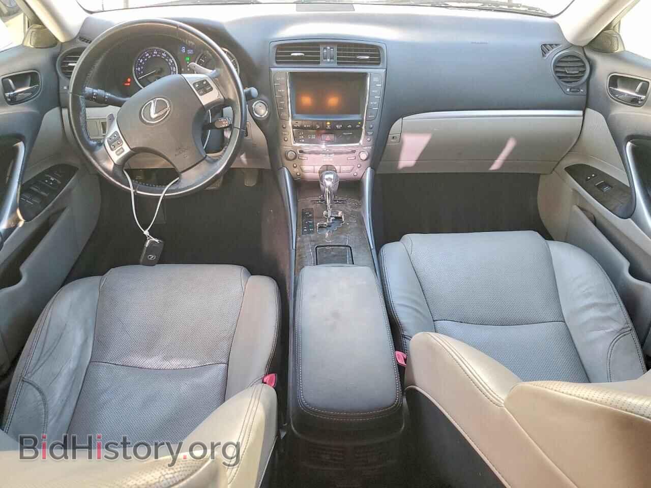 2011 LEXUS IS - VIN: JTHBF5C29B5150050 - Photo 8