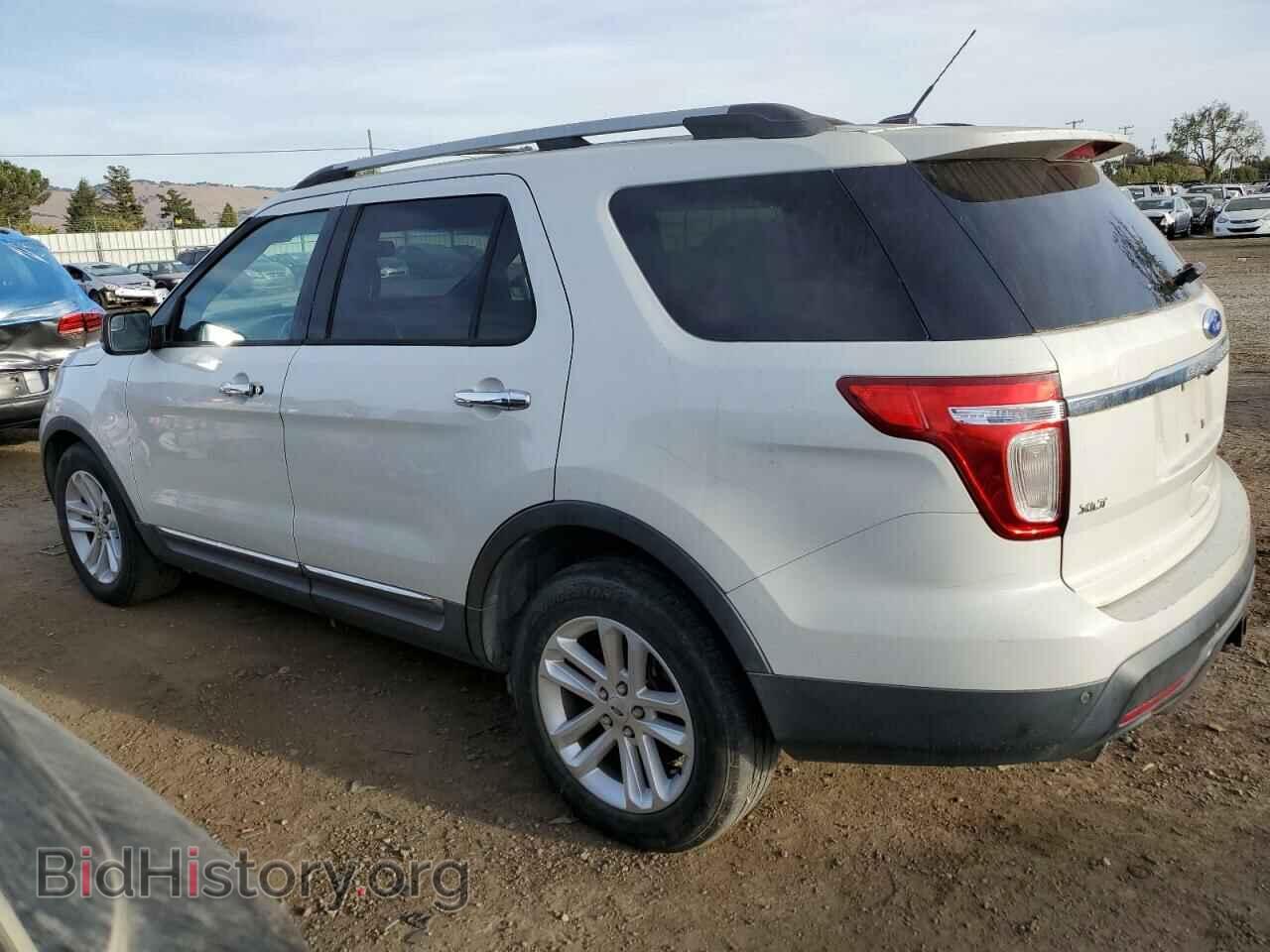 2011 FORD EXPLORER - VIN: 1FMHK8D84BGA43760 - Photo 2