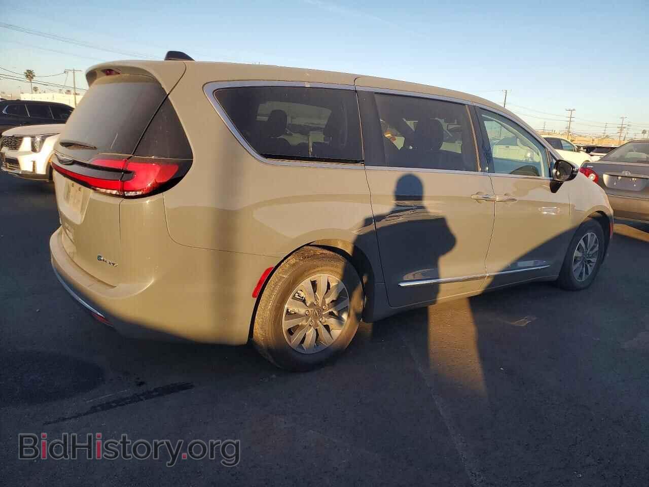 2023 CHRYSLER PACIFICA - VIN: 2C4RC1S7XPR573034 - Фото 3