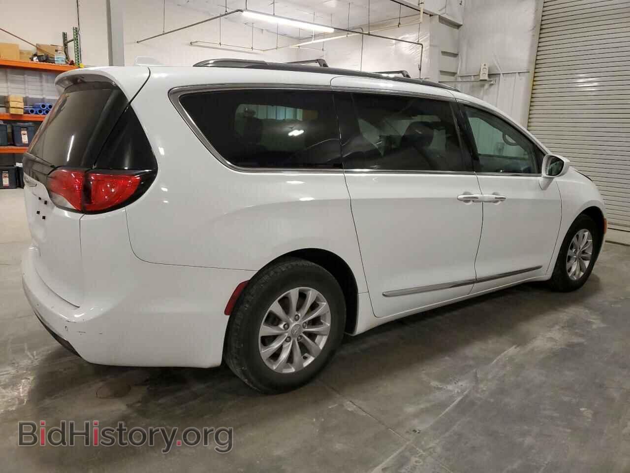 2018 CHRYSLER PACIFICA - VIN: 2C4RC1BG6JR277130 - Фото 3