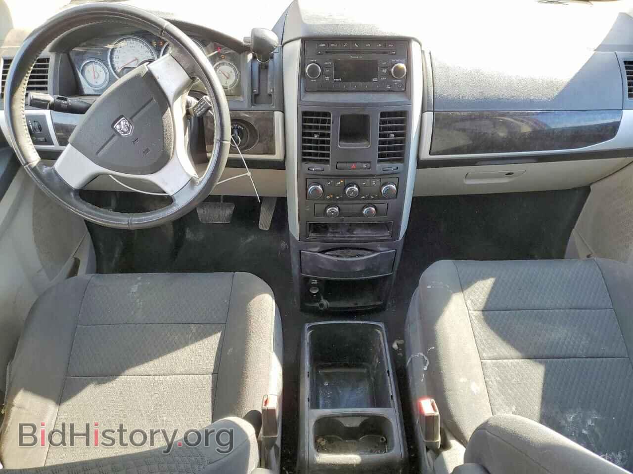 2010 DODGE CARAVAN - VIN: 2D4RN5DX6AR377942 - Photo 8