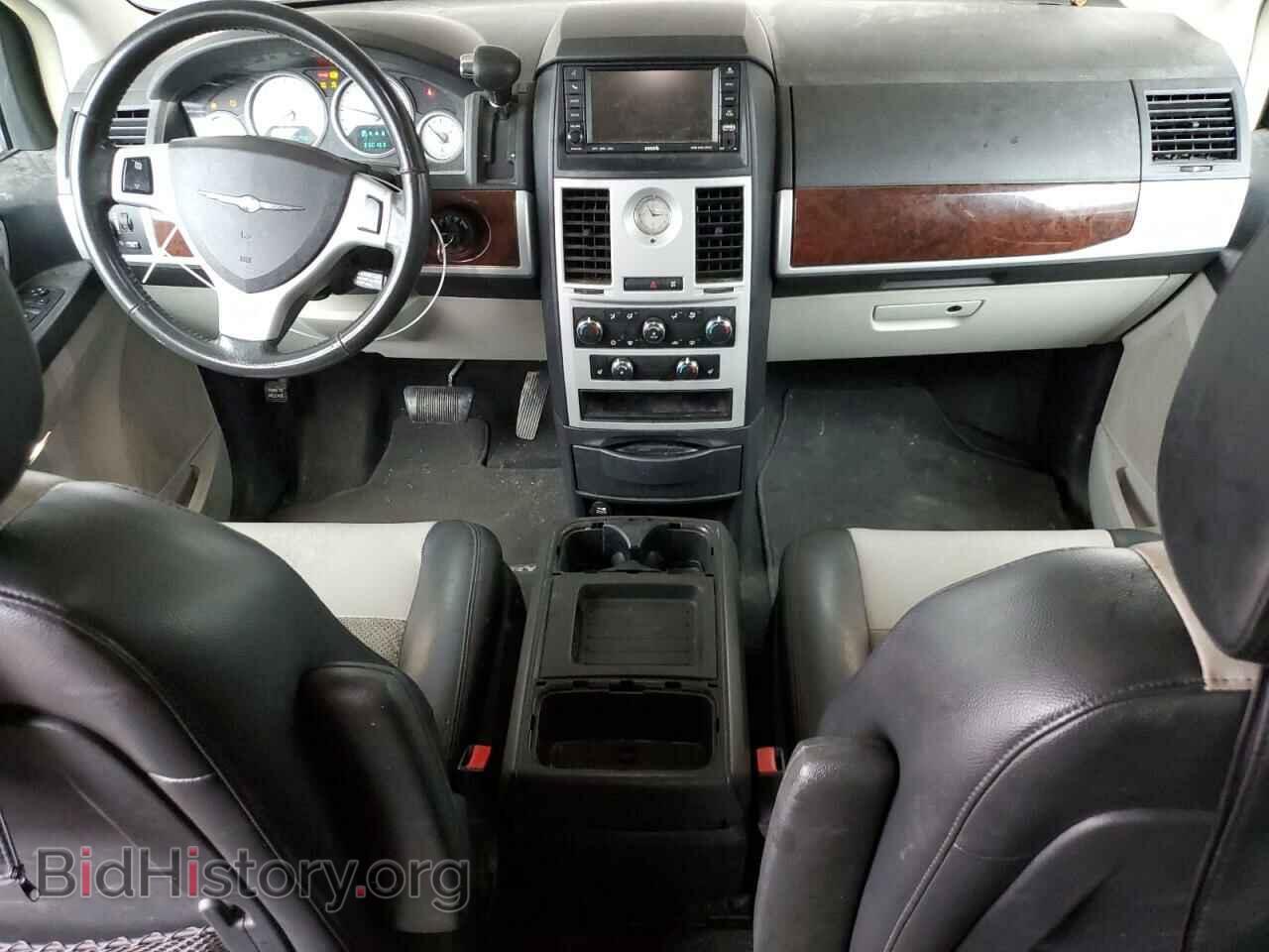 2010 CHRYSLER MINIVAN - VIN: 2A4RR8DX0AR366822 - Photo 8