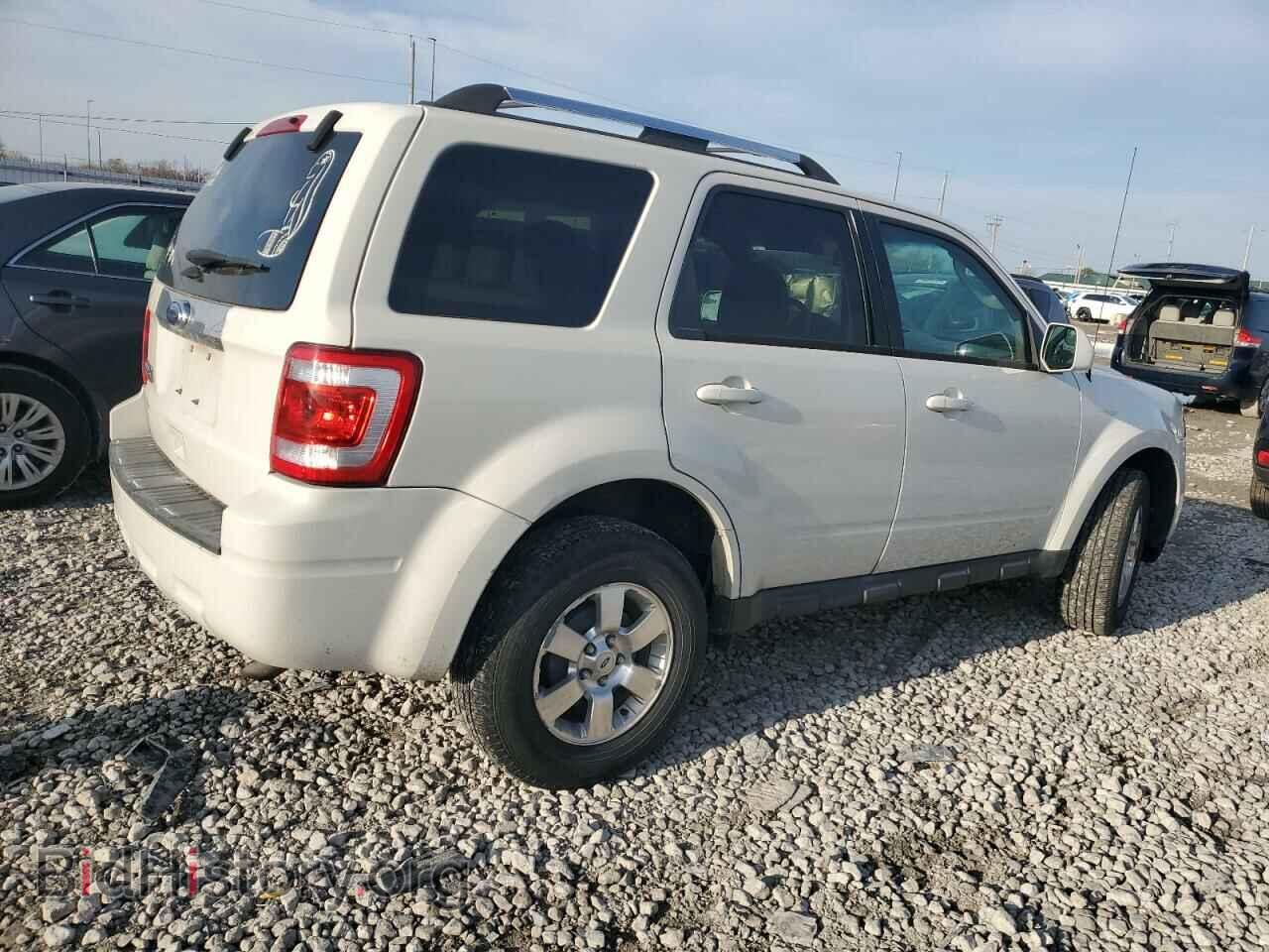 2011 FORD ESCAPE - VIN: 1FMCU0E7XBKC24841 - Фото 3