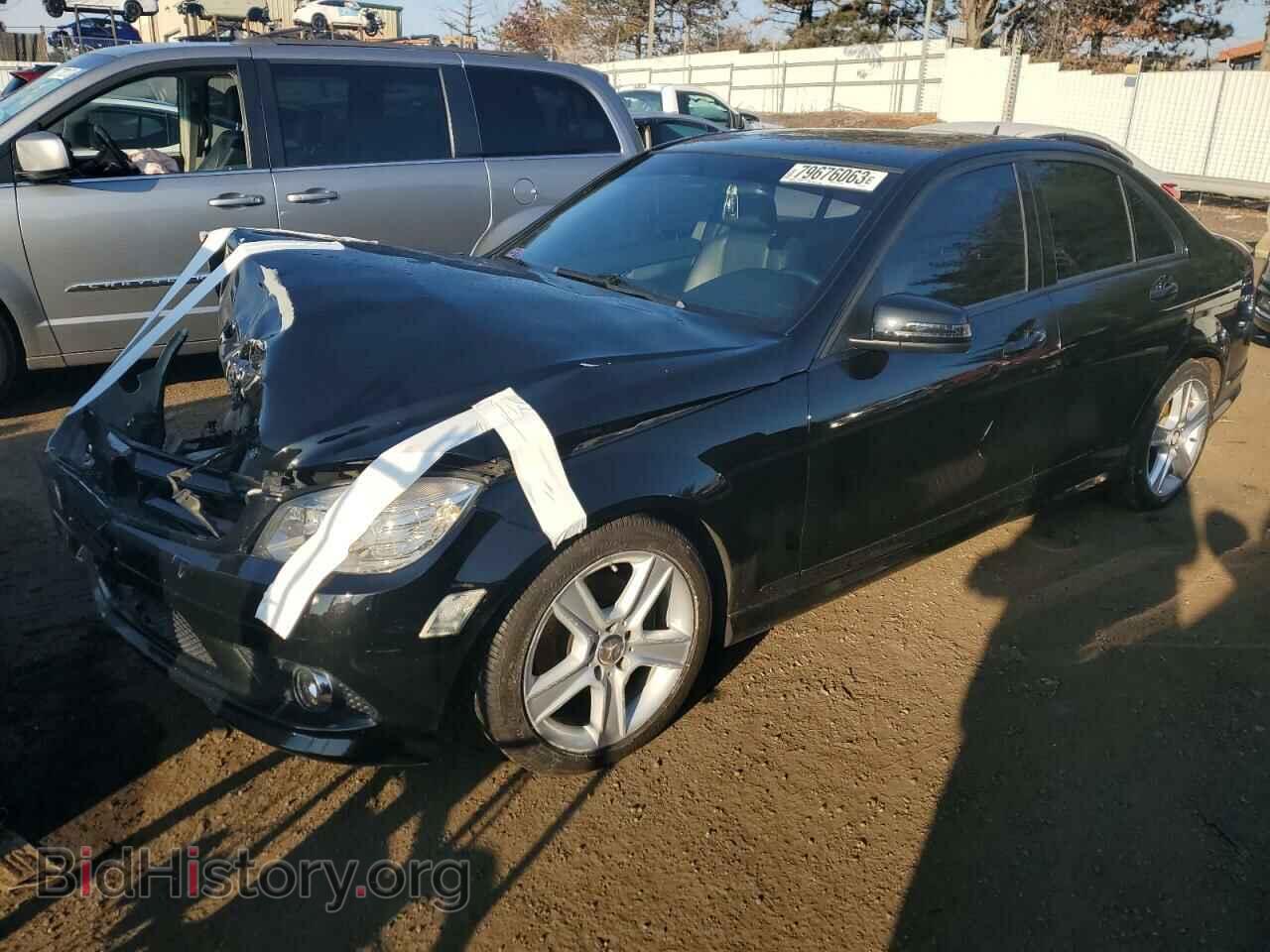 Photo WDDGF8BB2AR100341 - MERCEDES-BENZ C-CLASS 2010