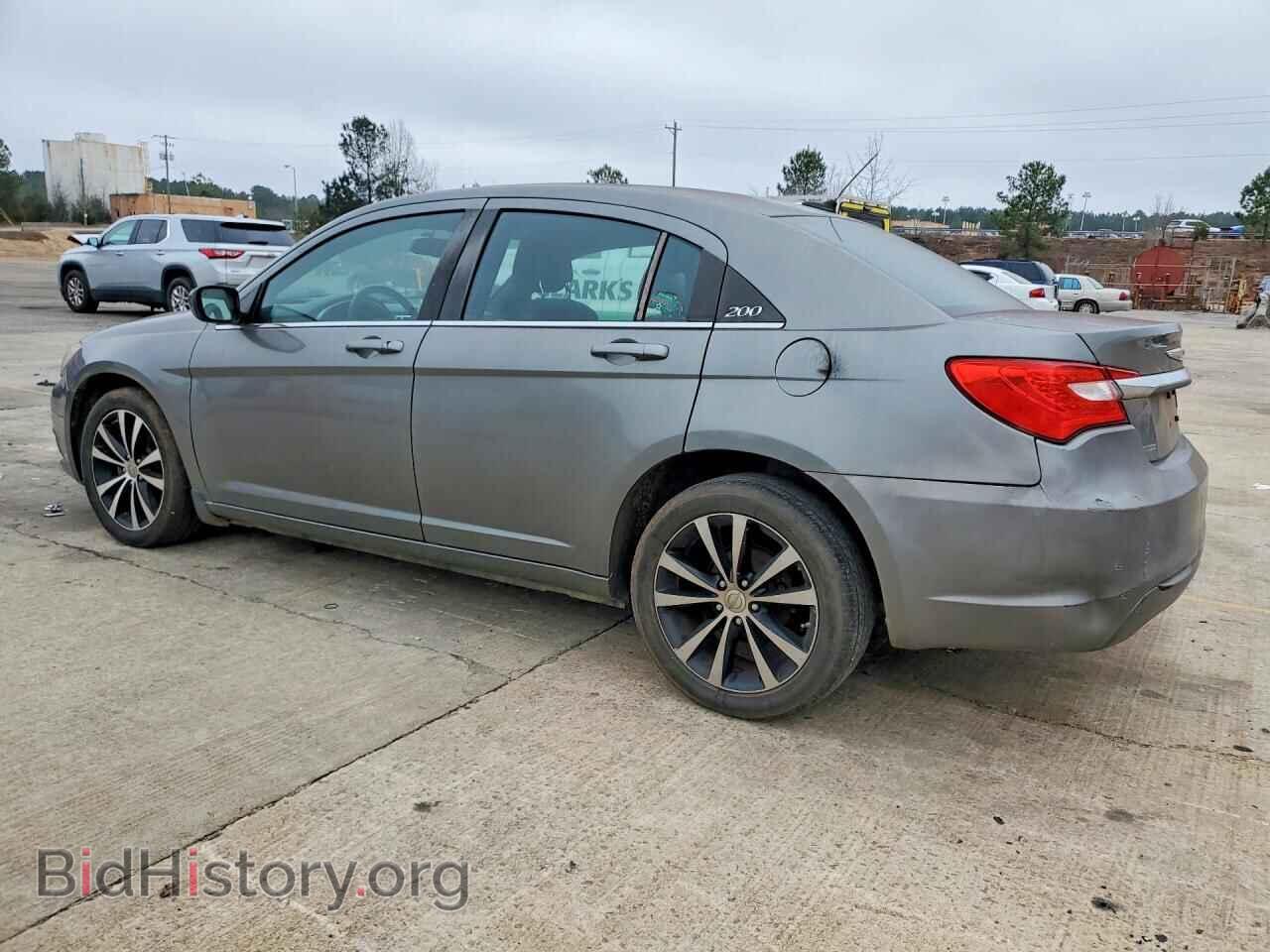 2013 CHRYSLER 200 - VIN: 1C3CCBBB1DN538444 - Фото 2