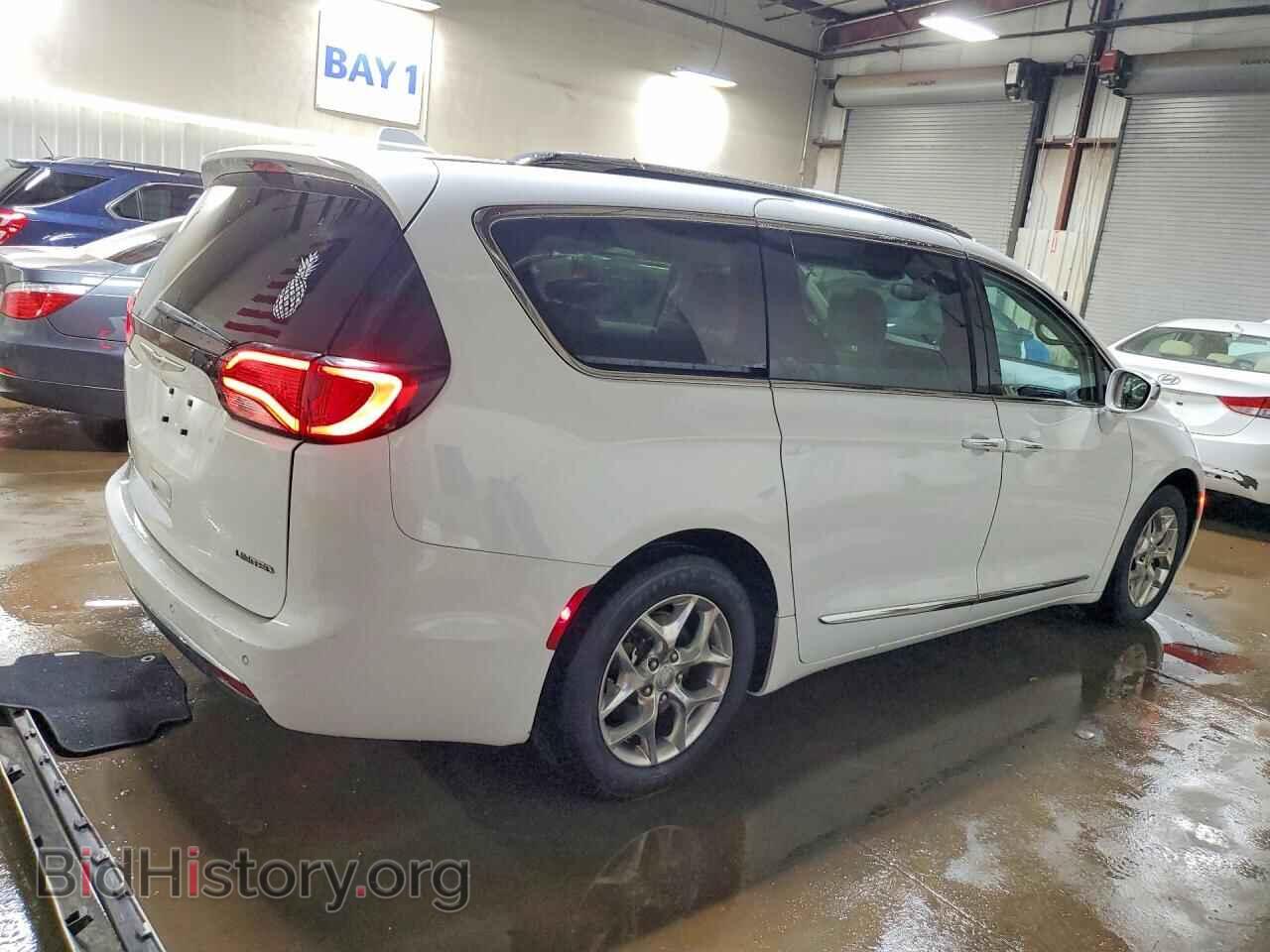 2019 CHRYSLER PACIFICA - VIN: 2C4RC1GG1KR551733 - Фото 3