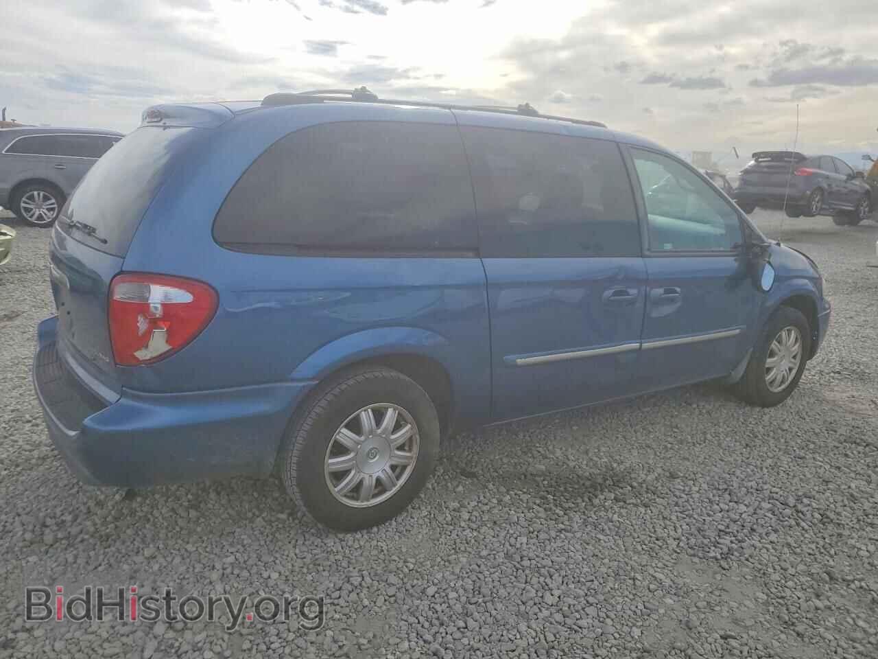 2005 CHRYSLER MINIVAN - VIN: 2C4GP54L05R292211 - Фото 3