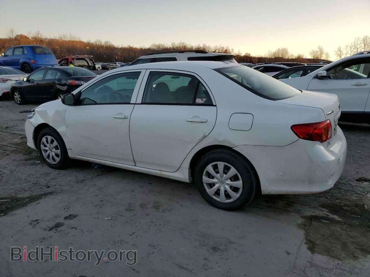 2010 TOYOTA COROLLA - VIN: 2T1BU4EE9AC303777 - Photo 2