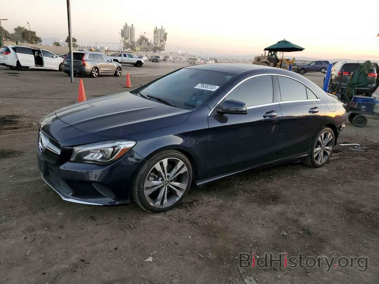 Photo WDDSJ4GB2JN555935 - MERCEDES-BENZ CLA-CLASS 2018