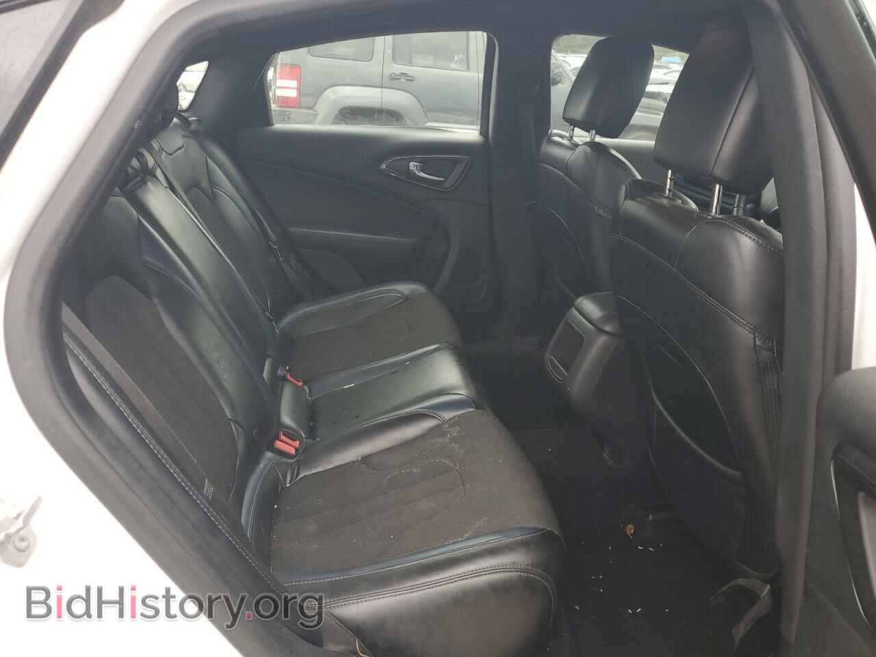 2016 CHRYSLER 200 - VIN: 1C3CCCBB9GN129232 - Фото 10