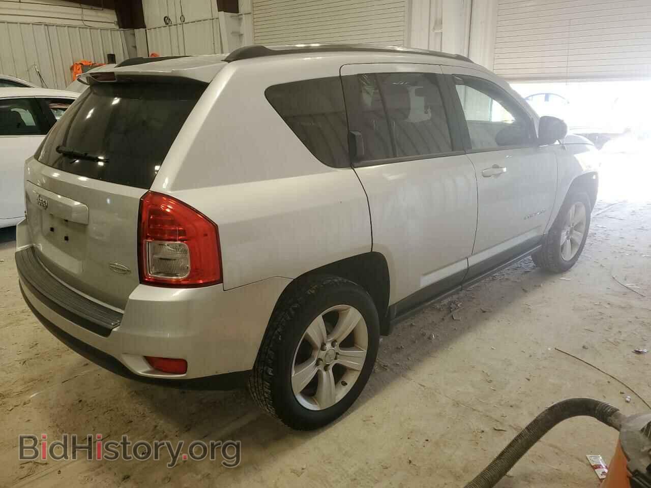 2011 JEEP COMPASS - VIN: 1J4NF1FB1BD266362 - Photo 3