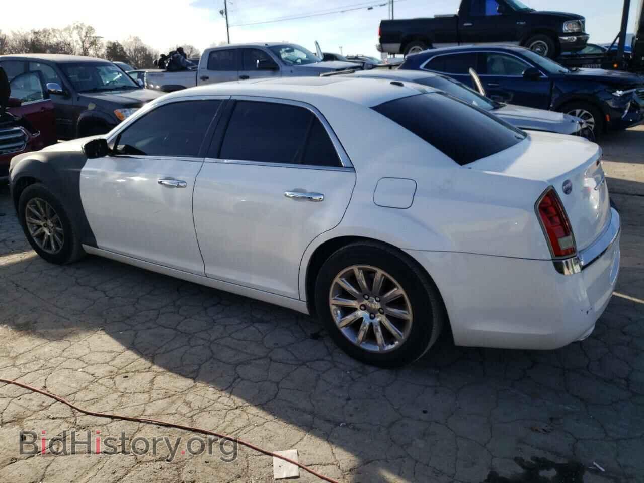 2012 CHRYSLER 300 - VIN: 2C3CCACG9CH207932 - Фото 2