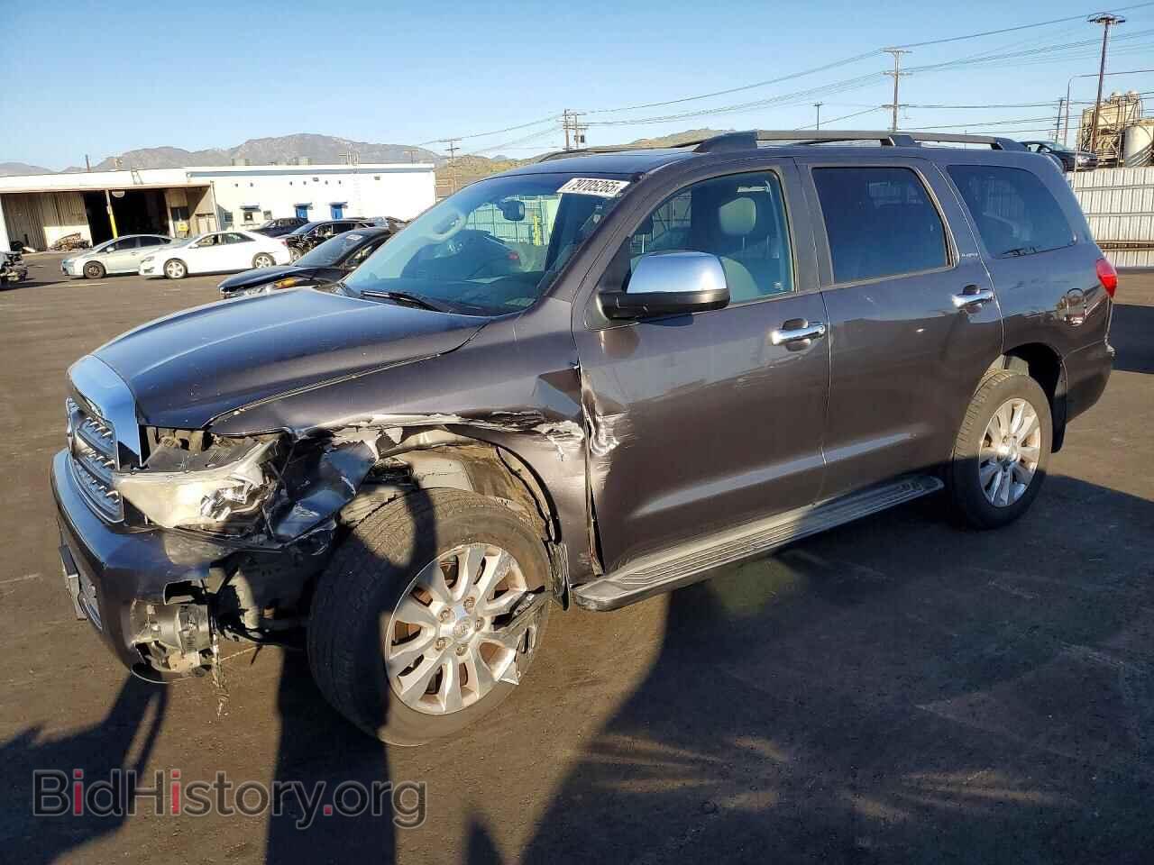 Фотография 5TDDY5G17CS058596 - TOYOTA SEQUOIA 2012