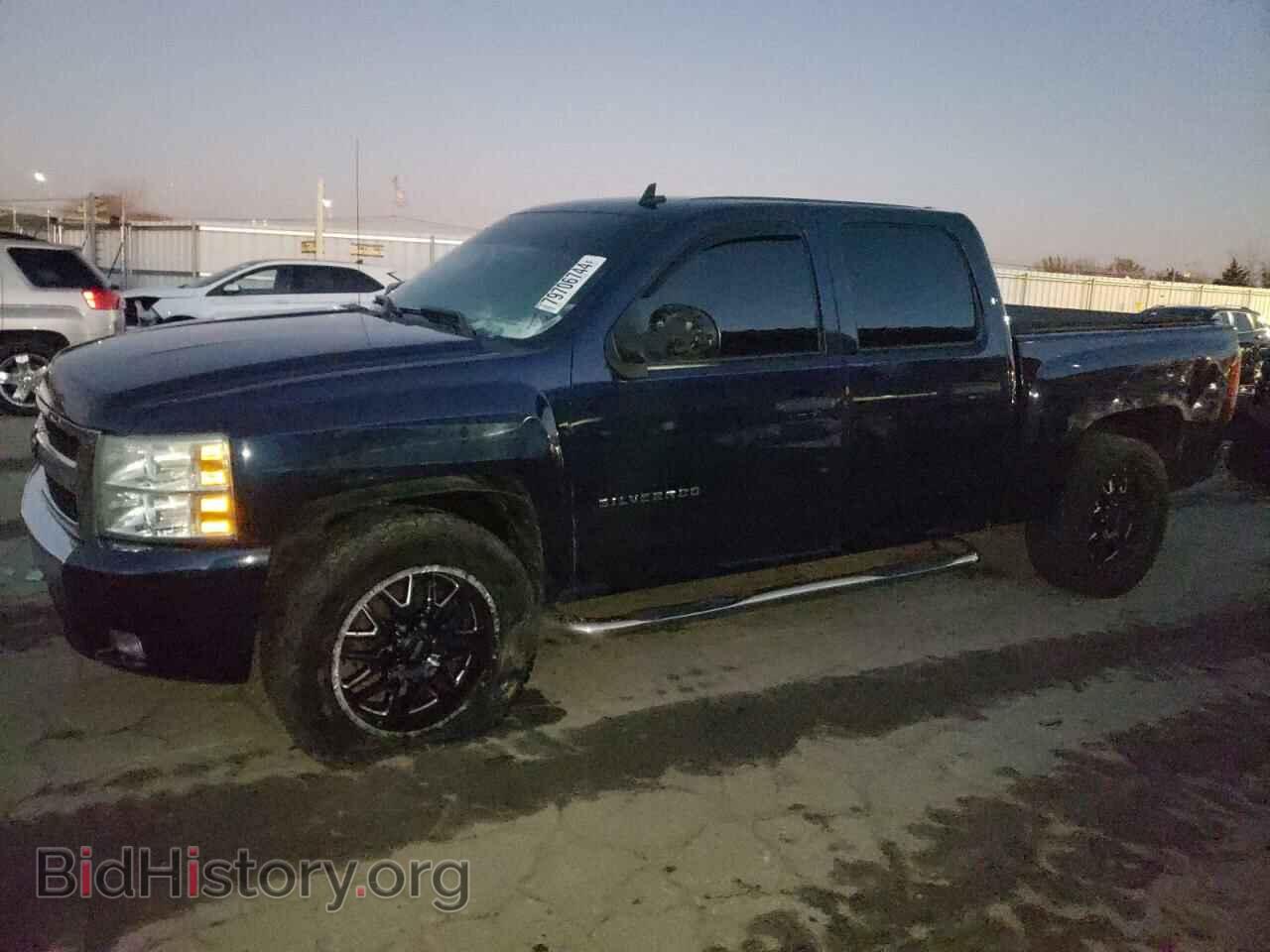 Photo 3GCPCSE01BG269214 - CHEVROLET ALL Models 2011