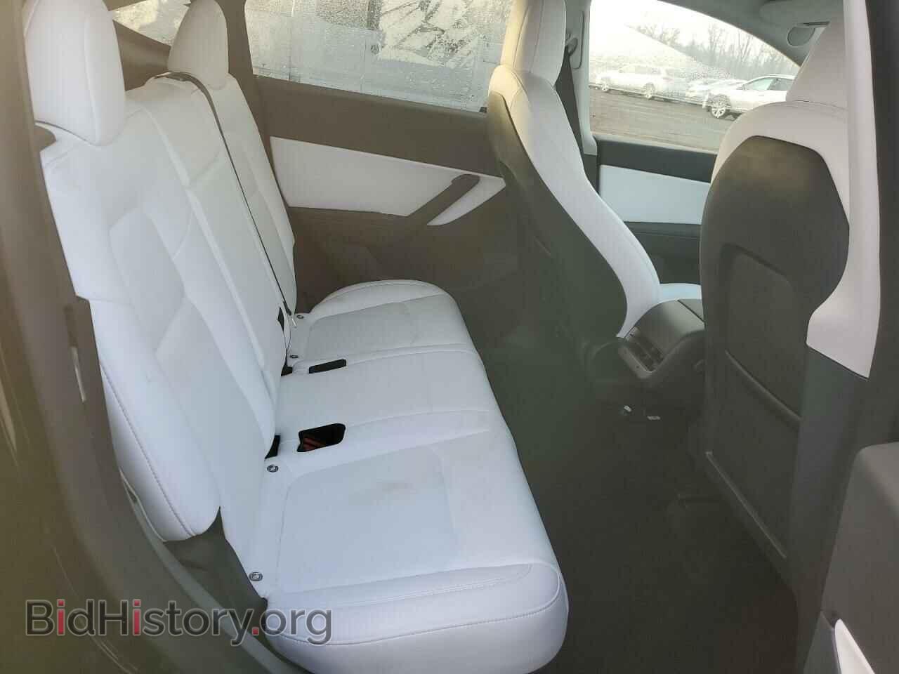 2022 TESLA MODEL Y - VIN: 7SAYGDEE4NF426070 - Фото 10