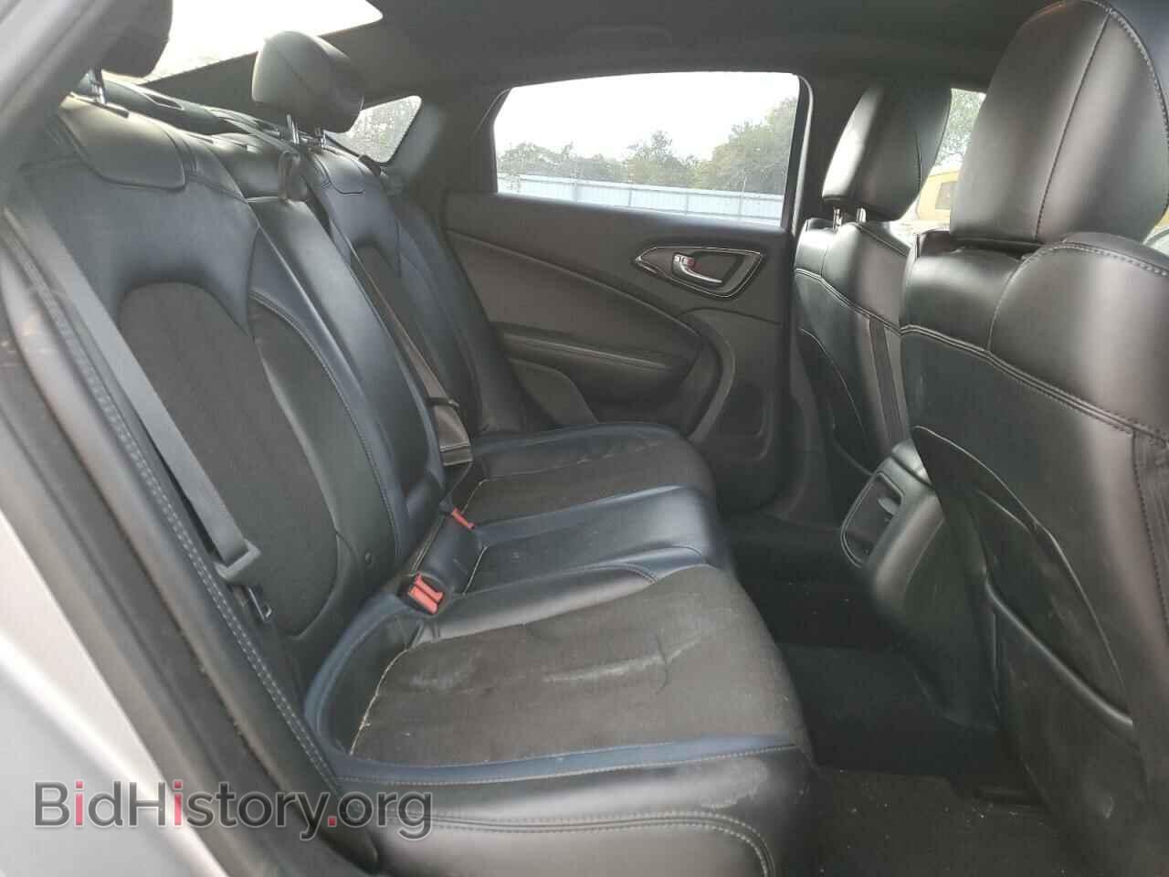2015 CHRYSLER 200 - VIN: 1C3CCCBB1FN629061 - Фото 10