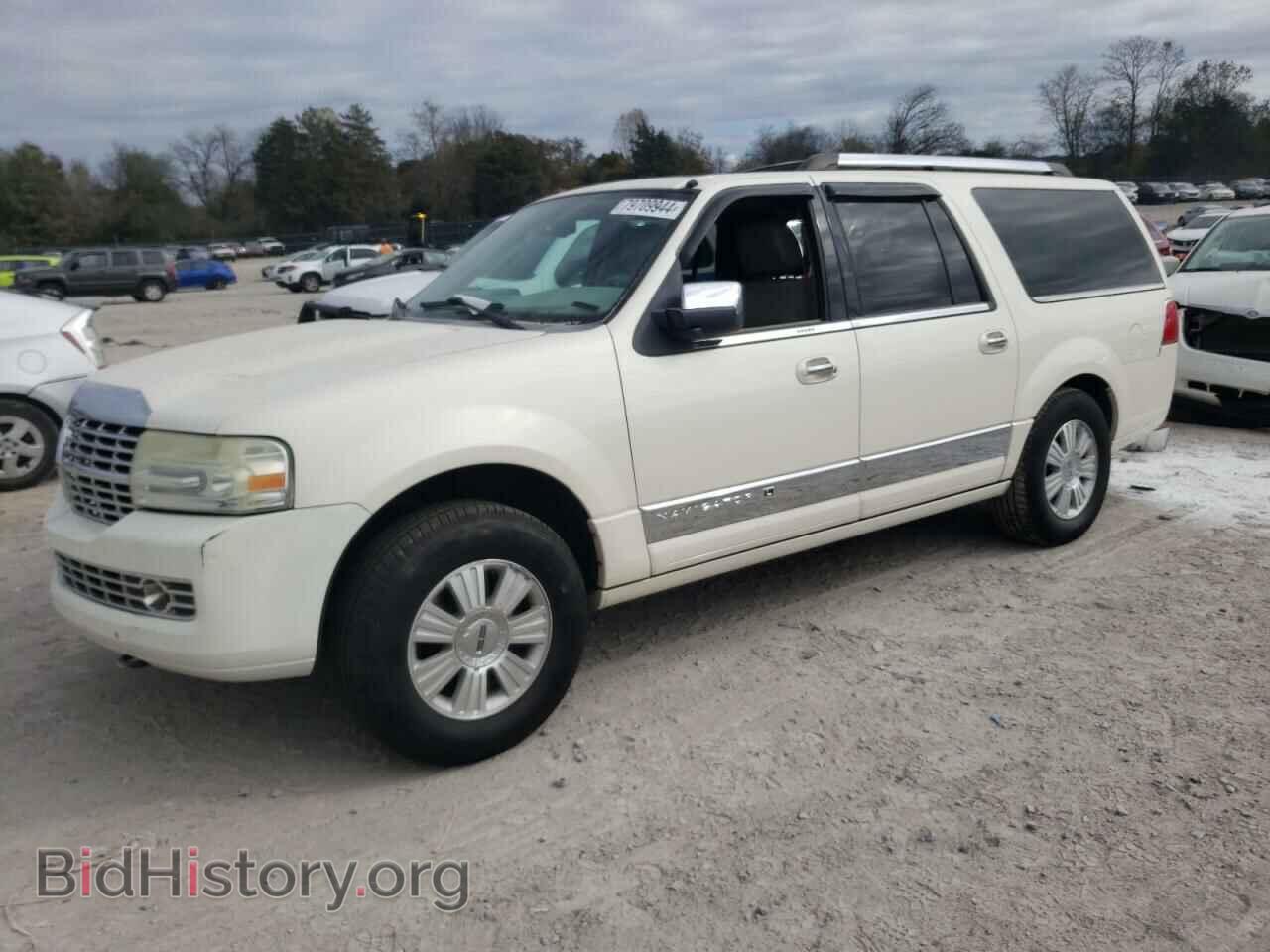 Фотография 5LMFL28518LJ10037 - LINCOLN NAVIGATOR 2008