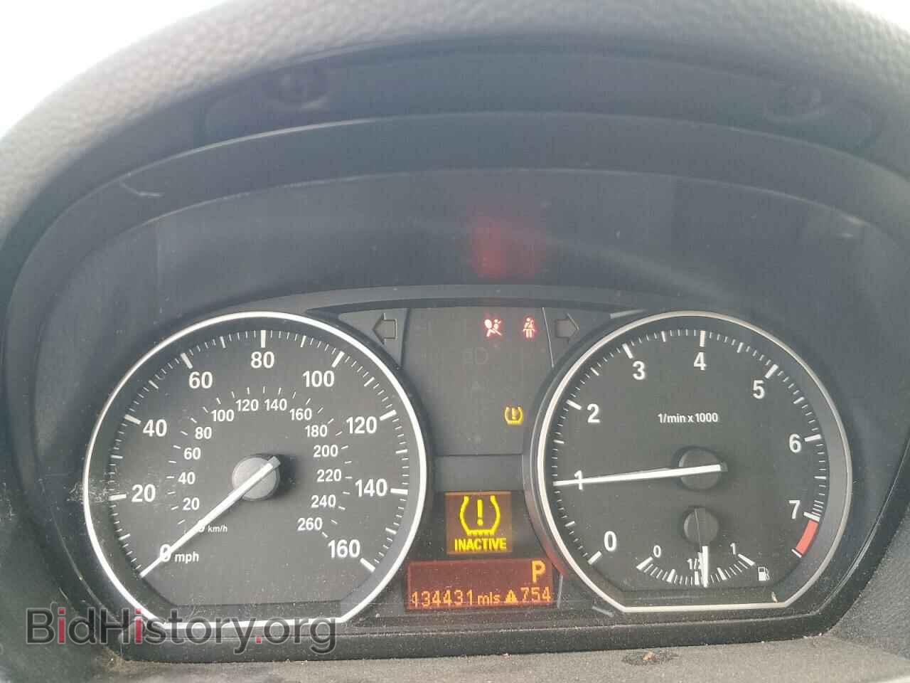 2011 BMW 1 SERIES - VIN: WBAUL7C54BVM79020 - Фото 9