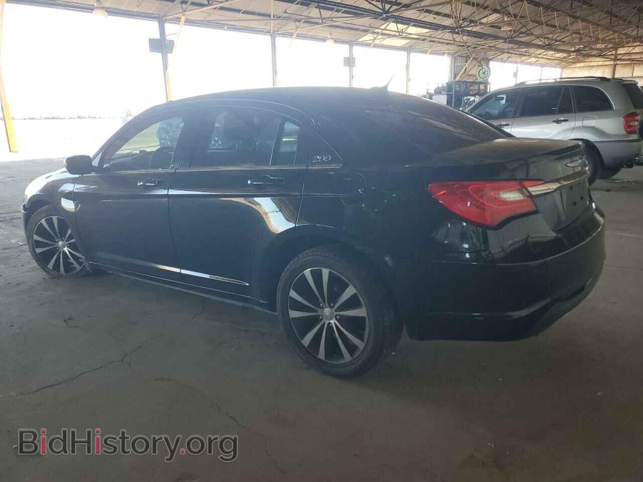 2012 CHRYSLER 200 - VIN: 1C3CCBBG2CN297293 - Фото 2