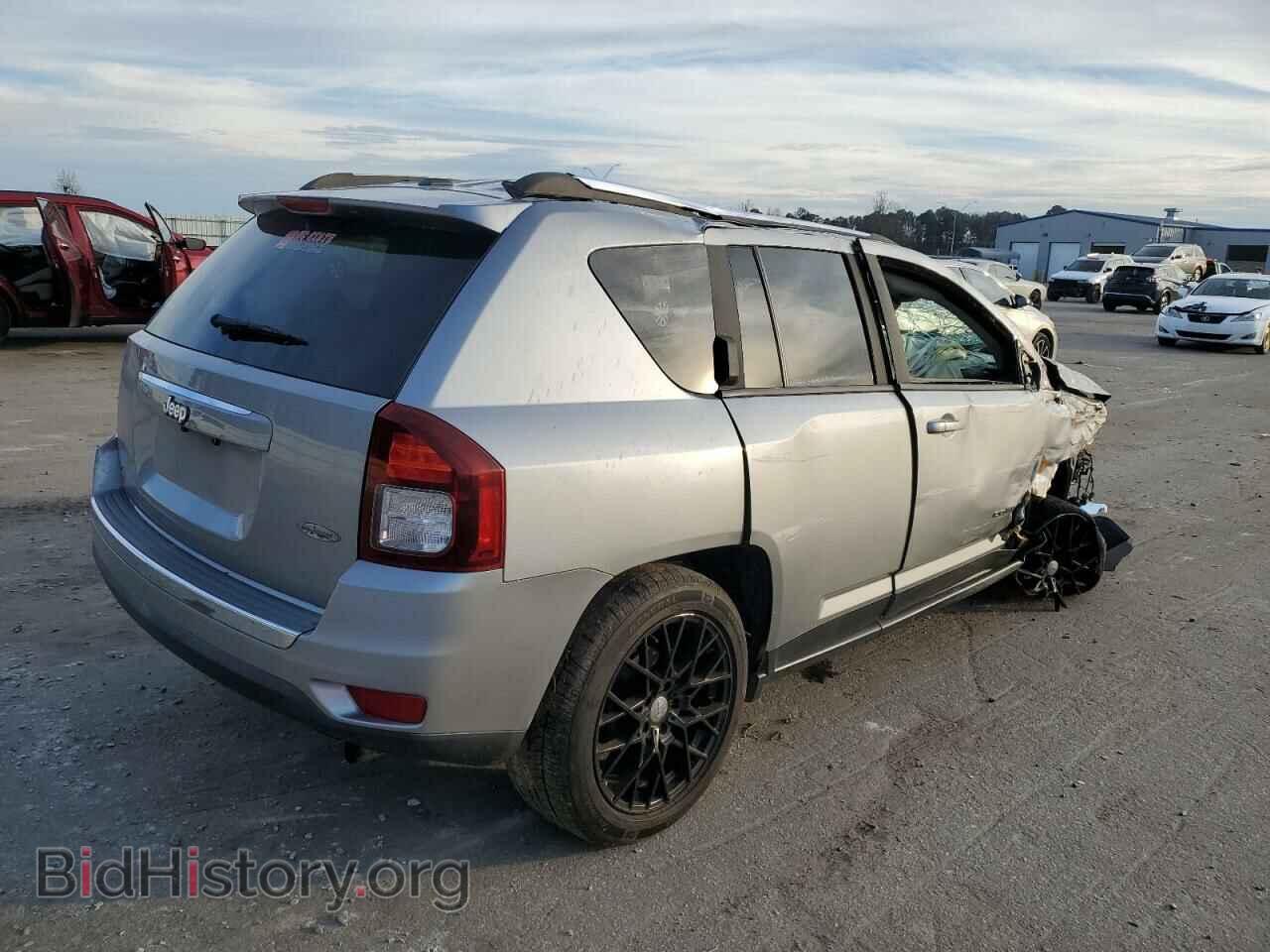 2014 JEEP COMPASS - VIN: 1C4NJCEA7ED794243 - Photo 3