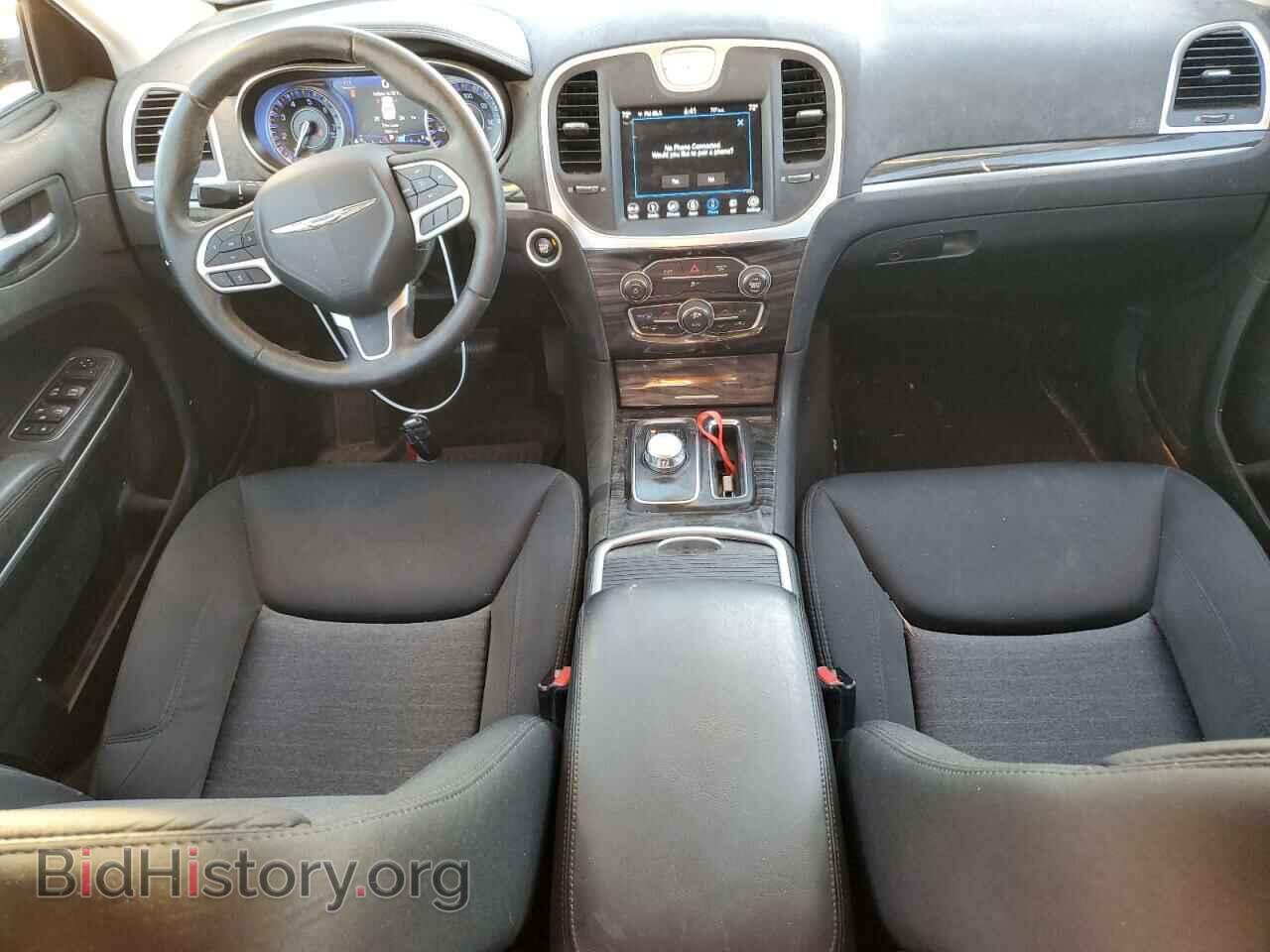 2018 CHRYSLER 300 - VIN: 2C3CCAAG8JH342562 - Фото 8