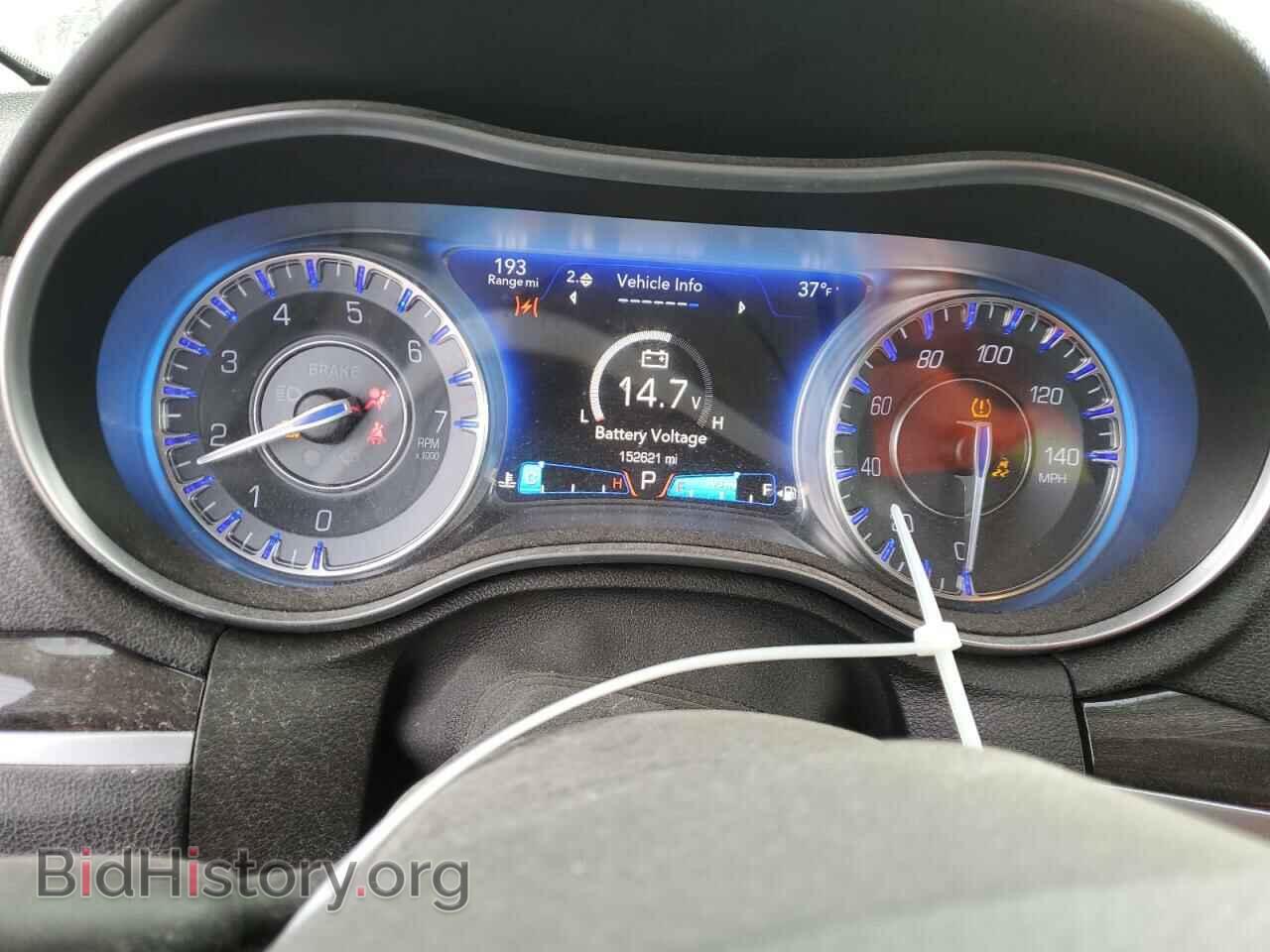 2015 CHRYSLER 300 - VIN: 2C3CCAAG9FH891792 - Фото 9