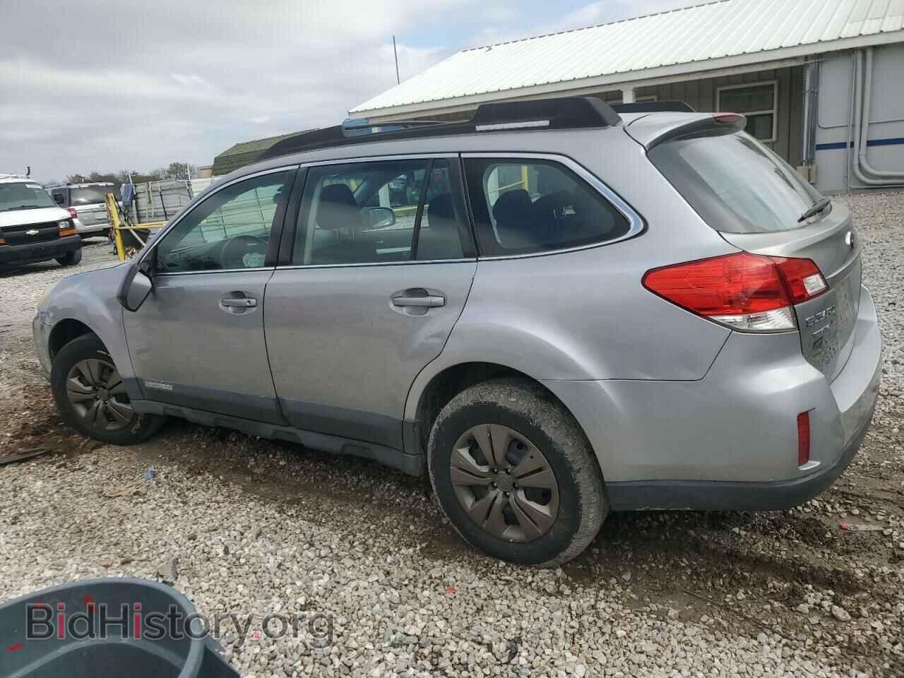 2011 SUBARU OUTBACK - VIN: 4S4BRCAC0B3355711 - Фото 2