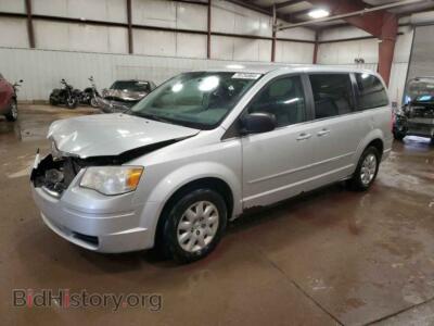 2010 Chrysler MINIVAN LX, серебристый — VIN 2A4RR4DE6AR142509, Copart