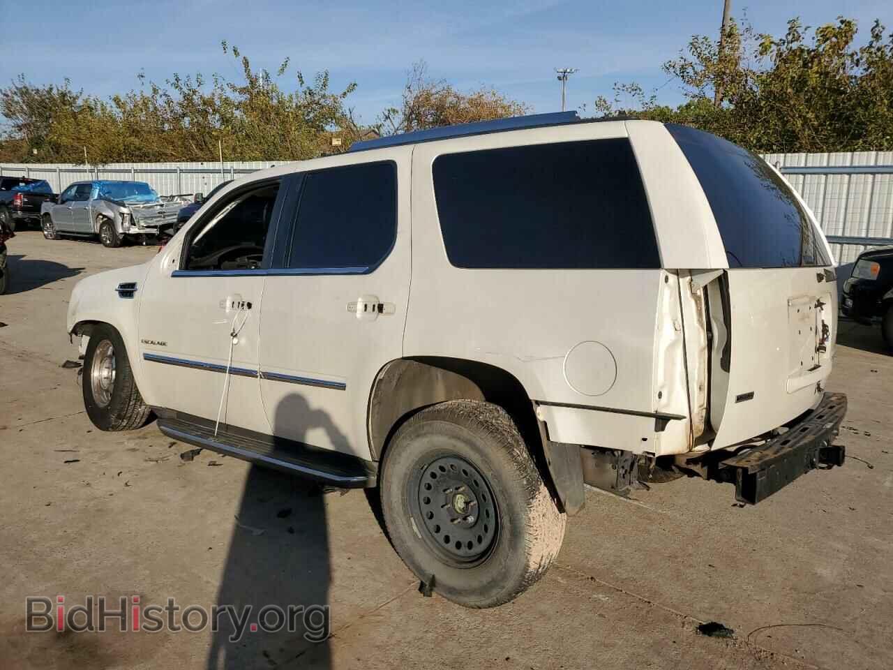 2011 CADILLAC ESCALADE - VIN: 1GYS3AEF5BR346993 - Photo 2