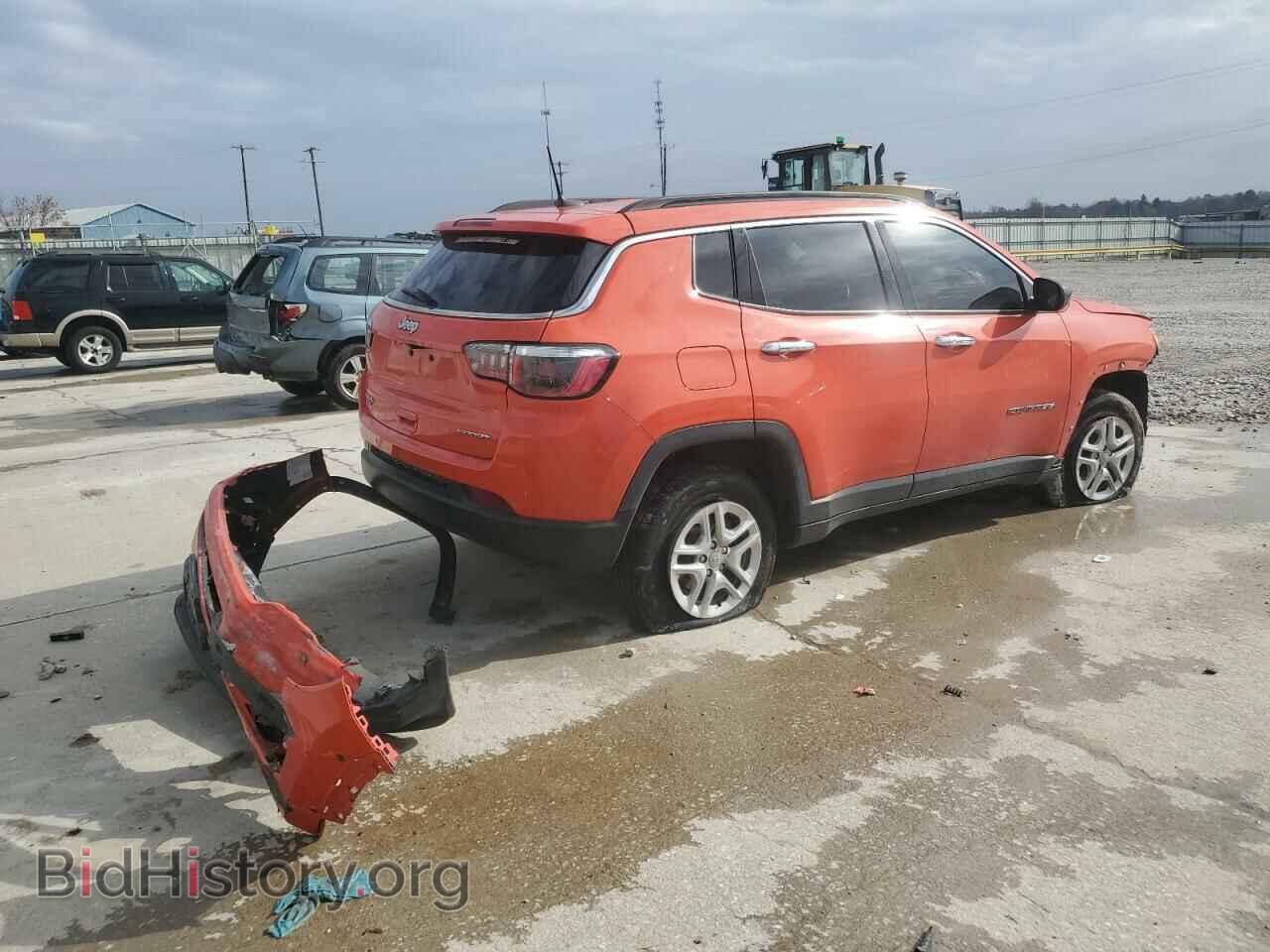2019 JEEP COMPASS - VIN: 3C4NJDAB0KT647692 - Фото 3