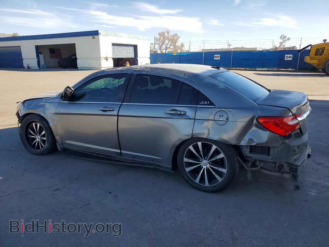 2012 CHRYSLER 200 - VIN: 1C3CCBHG0CN116683 - Photo 2