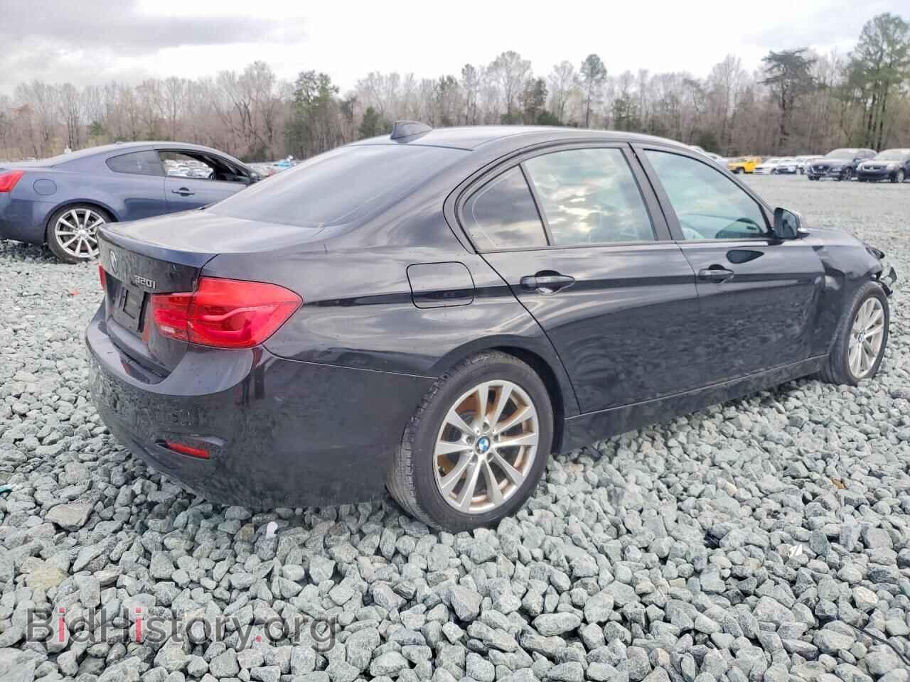 2016 BMW 320 - VIN: WBA8E1G55GNU10685 - Фото 3