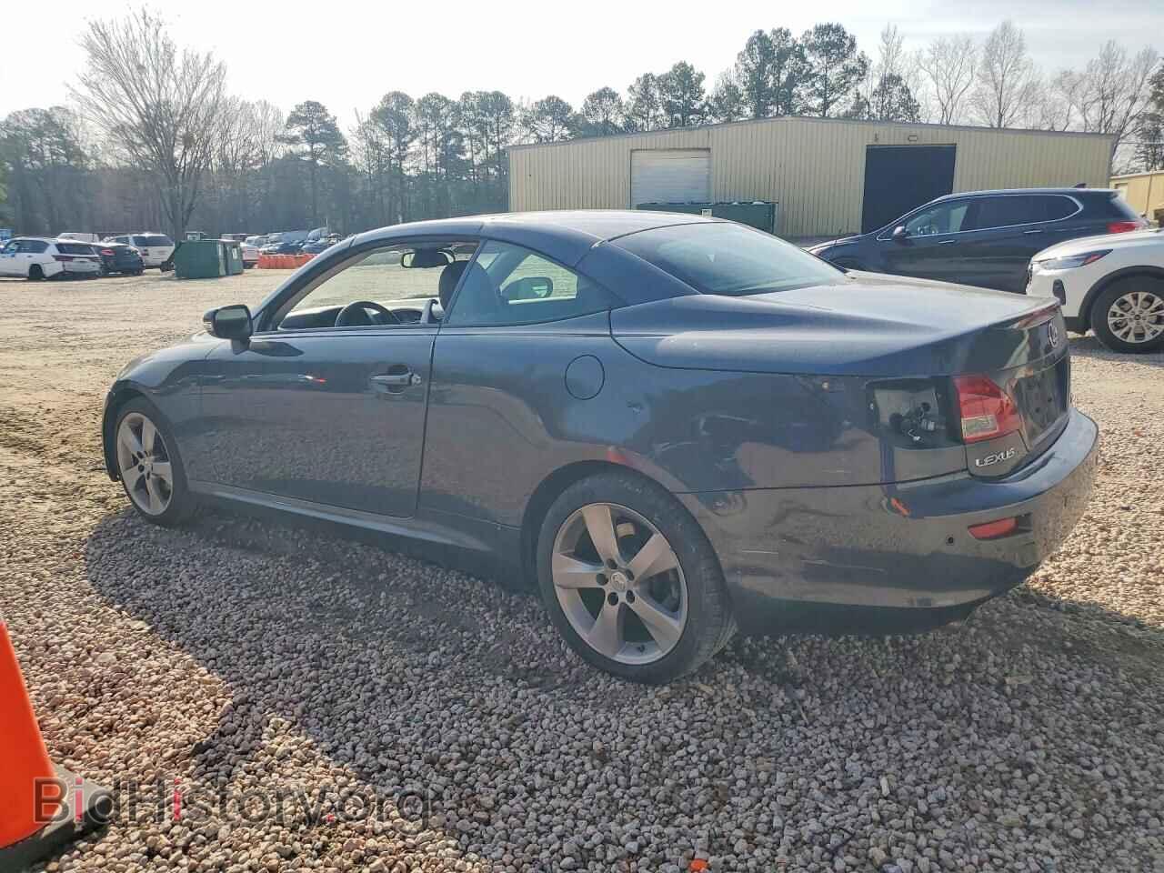 2010 LEXUS IS - VIN: JTHFF2C28A2504592 - Photo 2
