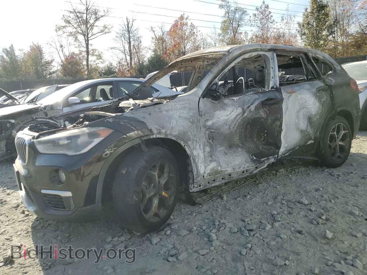 Фотография WBXHT3C37H5F79445 - BMW X1 2017