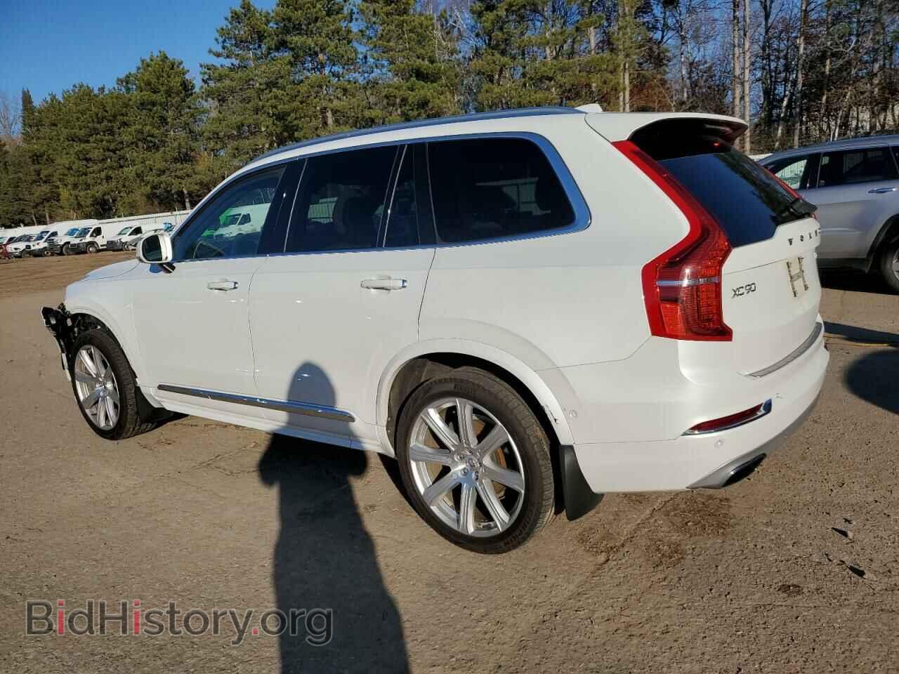 2017 VOLVO XC90 - VIN: YV4A22PL8H1154629 - Фото 2