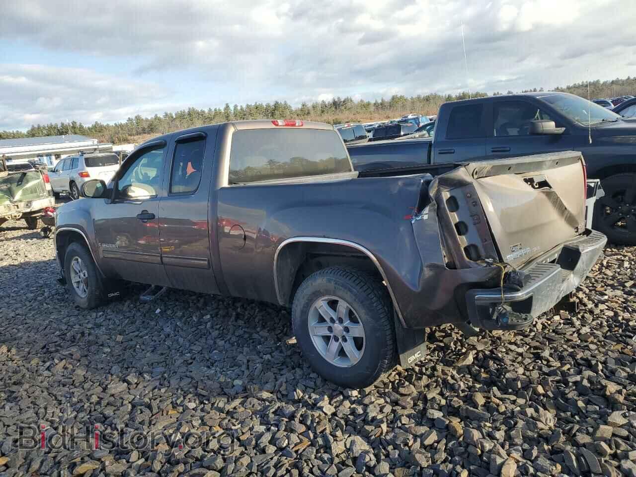 2007 GMC SIERRA - VIN: 2GTEK19J271707052 - Фото 2