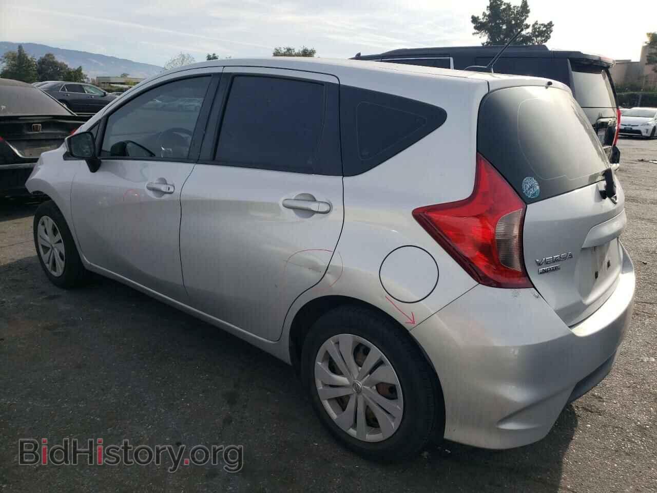 2018 NISSAN VERSA - VIN: 3N1CE2CP3JL352676 - Фото 2