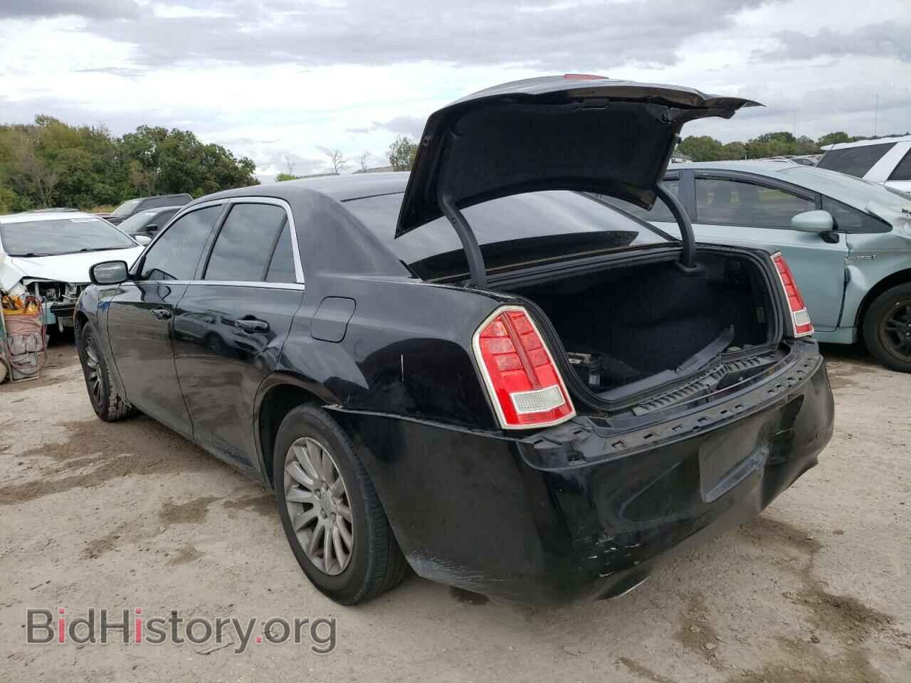 2013 CHRYSLER 300 - VIN: 2C3CCAAGXDH632452 - Фото 2