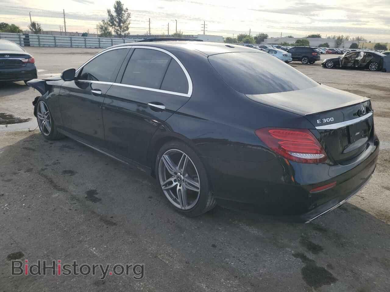 2018 MERCEDES-BENZ E-CLASS - VIN: WDDZF4JB8JA335330 - Фото 2