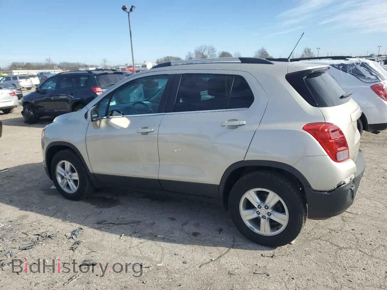 2016 CHEVROLET TRAX - VIN: 3GNCJPSB9GL120305 - Фото 2
