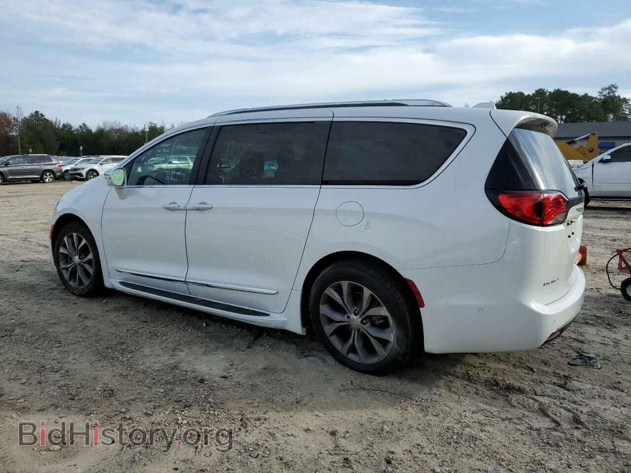 2019 CHRYSLER PACIFICA - VIN: 2C4RC1GG2KR581694 - Photo 2