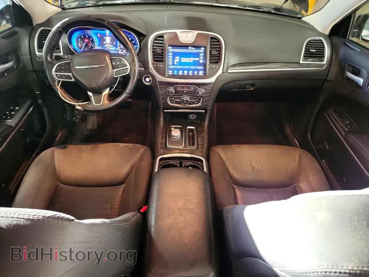 2018 CHRYSLER 300 - VIN: 2C3CCAAG3JH320565 - Фото 8