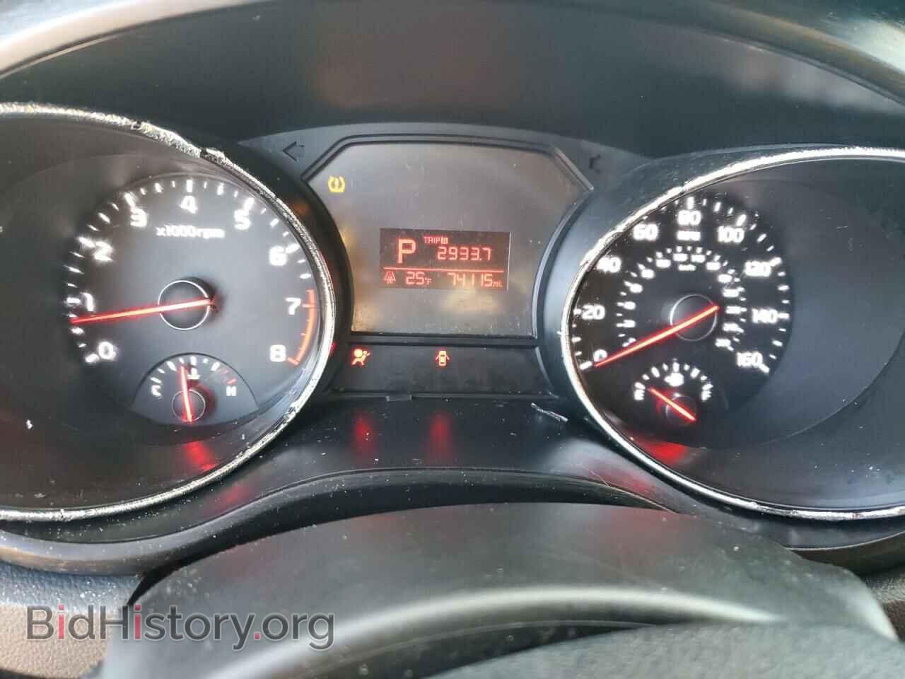 2017 KIA All Models - VIN: KNDMB5C11H6219331 - Фото 9