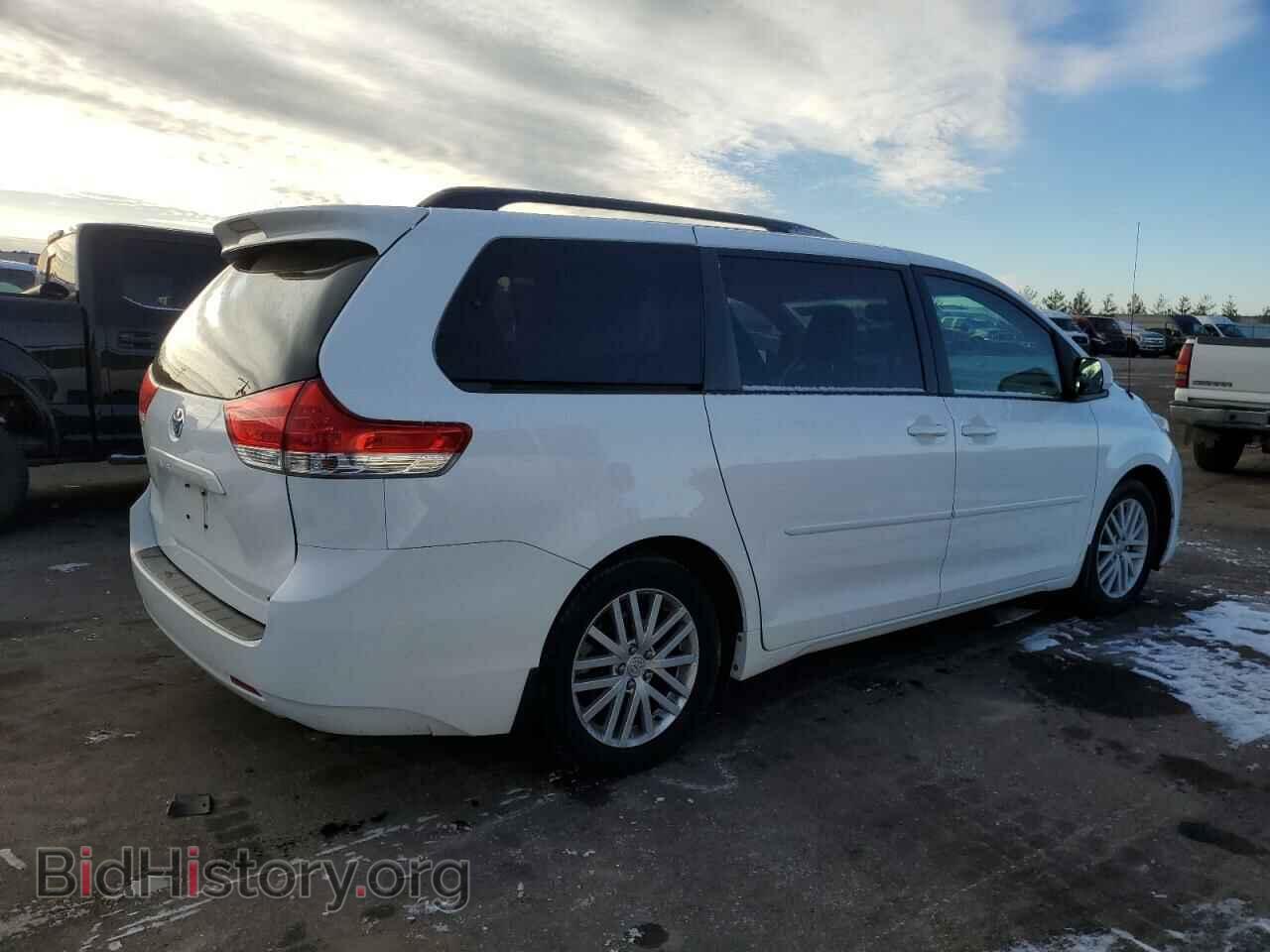 2013 TOYOTA All Models - VIN: 5TDKK3DC7DS305975 - Фото 3