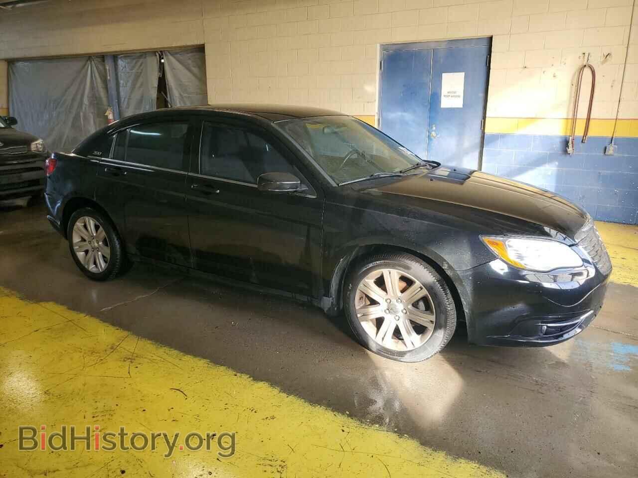 2013 CHRYSLER 200 - VIN: 1C3CCBBB3DN583093 - Фото 4