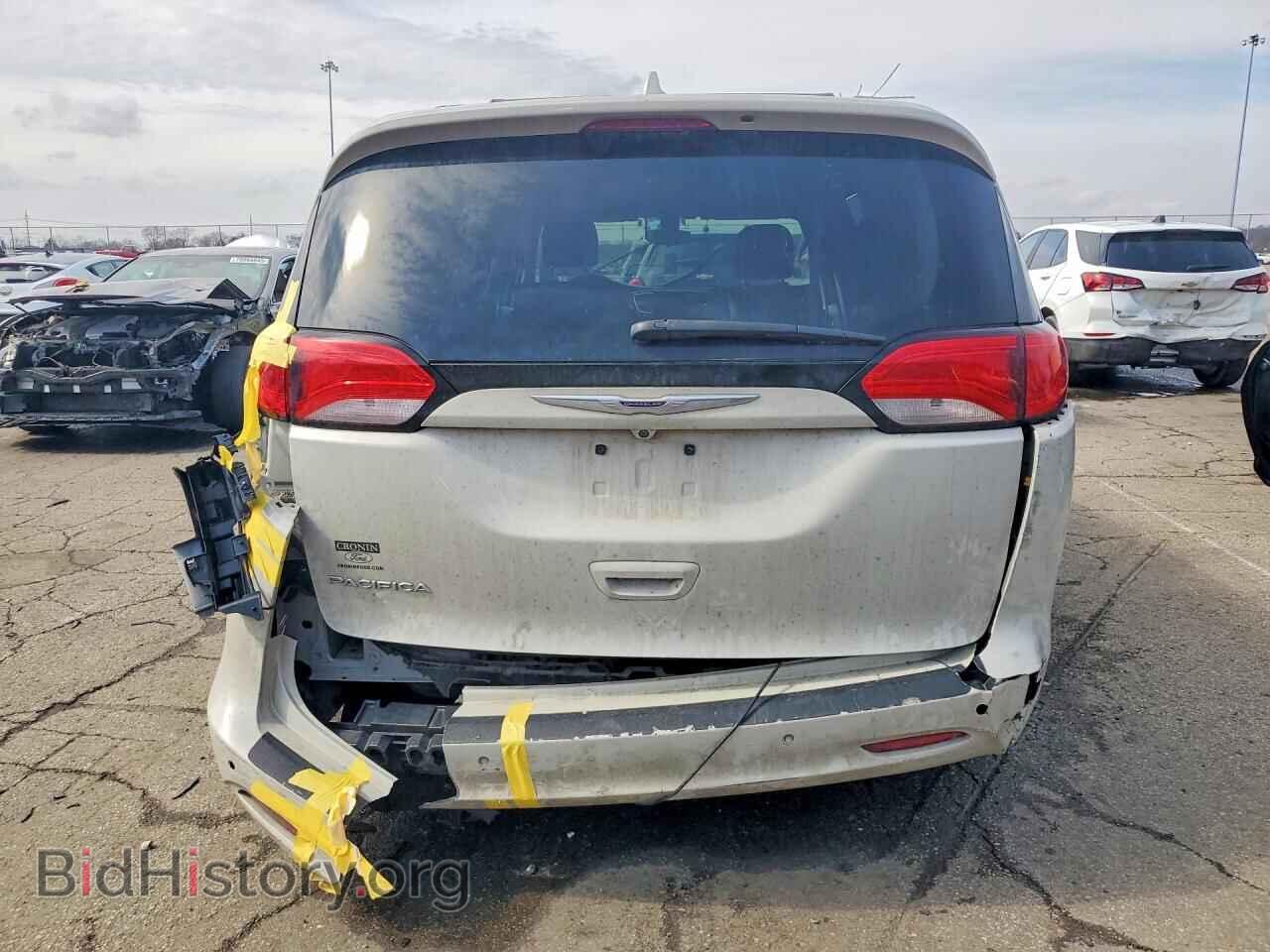 2019 CHRYSLER PACIFICA - VIN: 2C4RC1DG8KR702040 - Фото 6