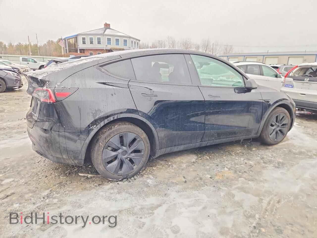 2024 TESLA MODEL Y - VIN: 7SAYGAEE9RF155883 - Фото 3