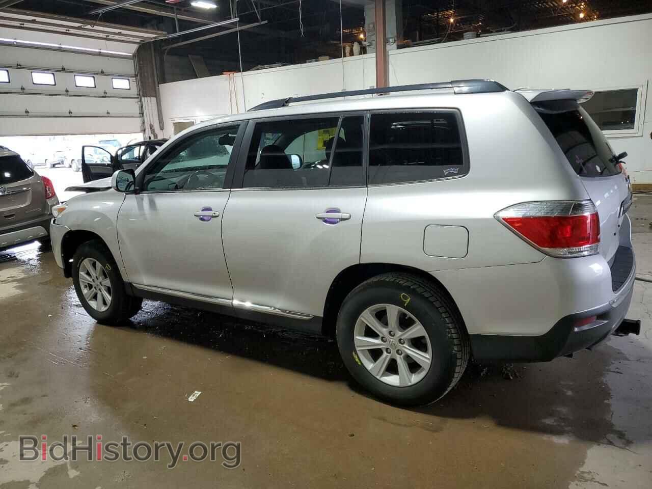 2012 TOYOTA HIGHLANDER - VIN: 5TDBK3EH0CS152400 - Фото 2