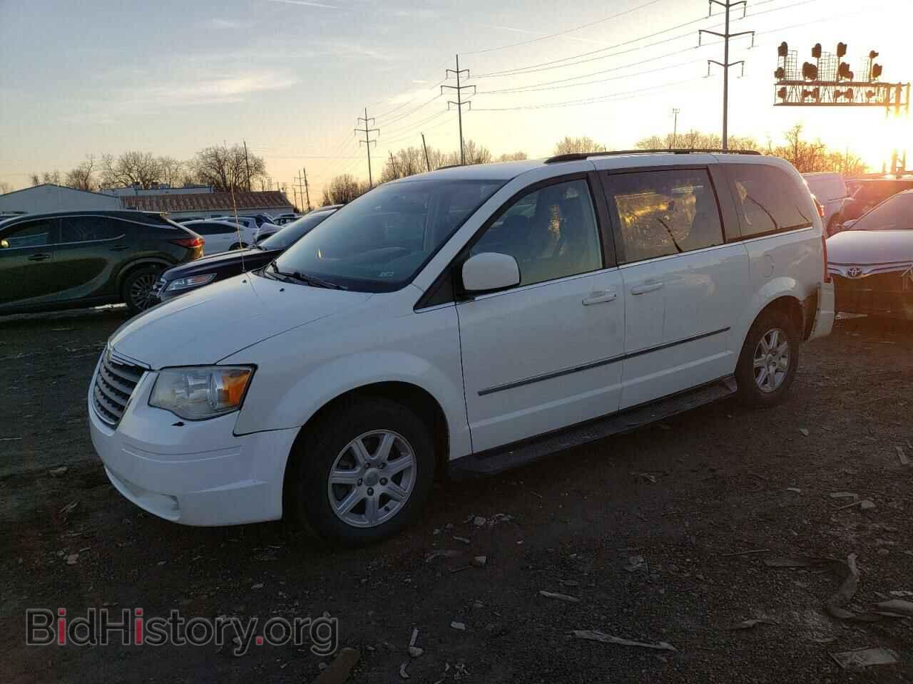 Photo 2A4RR5D1XAR343980 - CHRYSLER MINIVAN 2010
