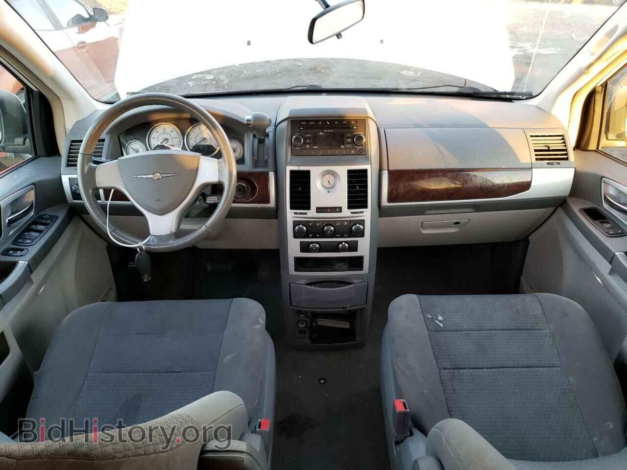 2010 CHRYSLER MINIVAN - VIN: 2A4RR5D1XAR343980 - Фото 8